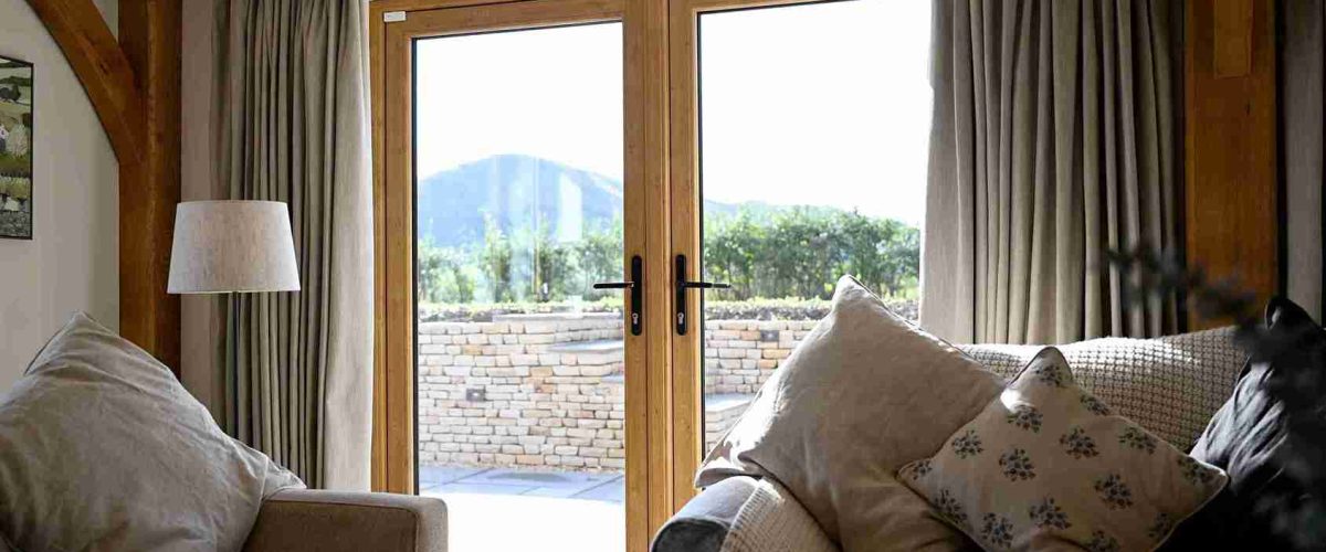 residence 9 doors